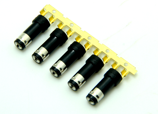 Włókno krągłowe typ 10A 12V 5,5 * 2,5 mm Przesyłek 18 AWG - 26 AWG Samiecki złącze wtyczki prądu stałego