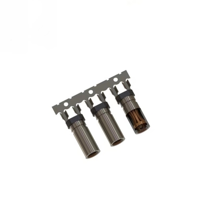 Wtyczka stała bez spawania 3.5 * 1.35 DC Soket O-Form Fork DC Kobieta Wtyczka Kręcenie Jack Connector
