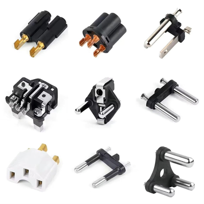 SAA Solid Hollow 3 Pin Power Plug Insert Crimping Machine z luźnym zbiornikiem końcowym wibrującym podkładką płytki